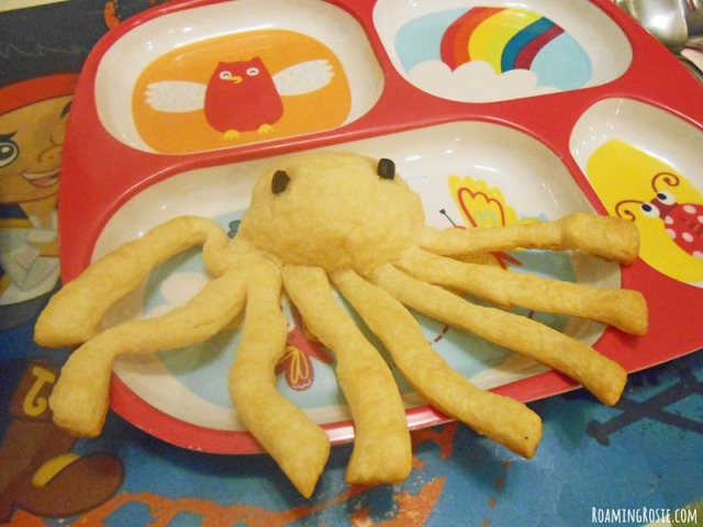 Octopus Dinner Rolls 